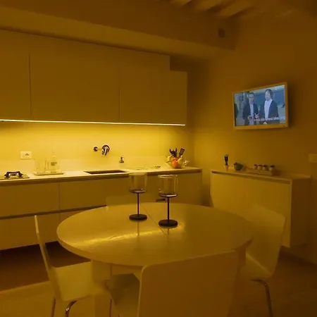 Loft 4 *